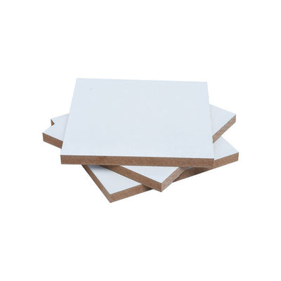 밀도 680-830KG/M3 2-25mm 1220*2440mm MDF 메라민 필름 시트 실내 장식용