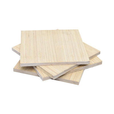 경쟁력 있고 높은 밀도 680-830KG / M3의 3-18mm 메라민 MDF 보드