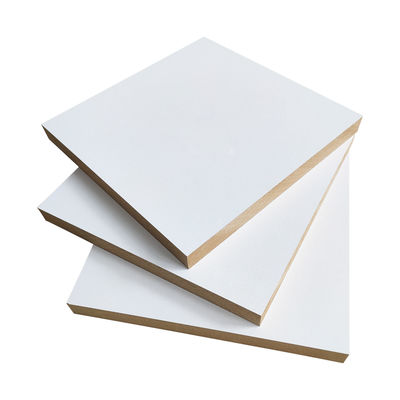 MDF 메라민 보드 18mm 목판 습도에 저항하는 쌍면 메라민 접착제 WBP/E1