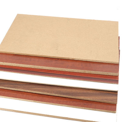 사용자 정의 18mm 4x8 1200mm*2400mm 검증 된 컬러 멜라민 Mdf 보드 장식용