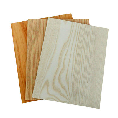 하드 보드 Mdf 15mm 흰색 나무 곡물 색상 멜라민 Mdf 밀도 680-830KG / M3