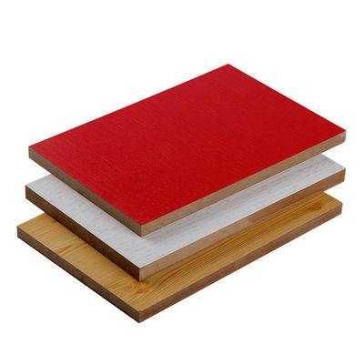 18mm 평면 MDF 패널 및 흰색 나무 곡물 색상 메라민 MDF 보드 1개